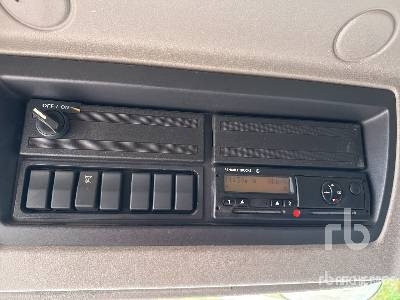 Грузовик-цистерна RENAULT PREMIUM 300 DXI 13000 L 4x2 Camion Citerne: фото 16