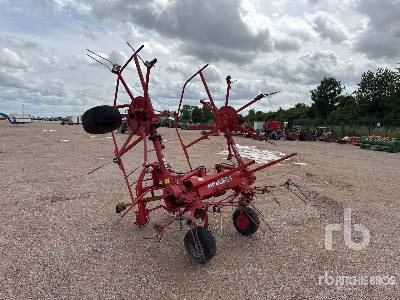 SIP SPIDER 555 PRO 5500 mm 3-Point Rotor Faneuse - Сеноворошилка: фото 2 SIP SPIDER 555 PRO 5500 mm 3-Point Rotor Faneuse - Сеноворошилка: фото 2
