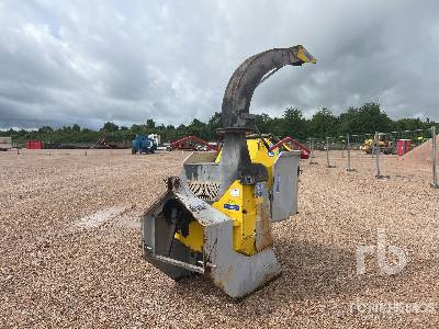 TS INDUSTRIE 327Z 3-Point Hitch Broyeur - Измельчитель древесины: фото 1 TS INDUSTRIE 327Z 3-Point Hitch Broyeur - Измельчитель древесины: фото 1