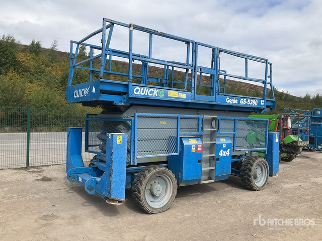 2007 Genie GS-5390 4x4 Diesel Scissor Lift - Ножничный подъемник: фото 4 2007 Genie GS-5390 4x4 Diesel Scissor Lift - Ножничный подъемник: фото 4
