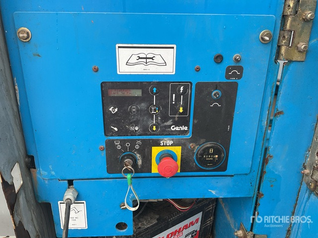 2007 Genie GS3384 4x4 Diesel Scissor Lift - Ножничный подъемник: фото 5 2007 Genie GS3384 4x4 Diesel Scissor Lift - Ножничный подъемник: фото 5