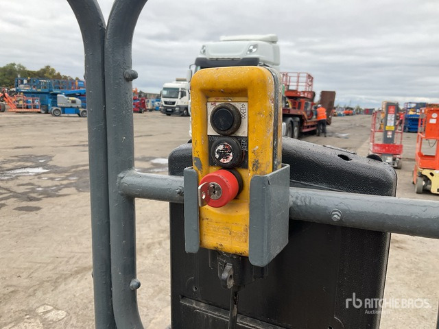 2010 POP UP PLUS POP UP PLUS Scissor Lift Scissor Lift - Ножничный подъемник: фото 5 2010 POP UP PLUS POP UP PLUS Scissor Lift Scissor Lift - Ножничный подъемник: фото 5