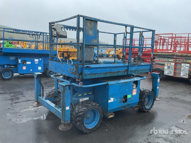 2012 Skyjack SJ6826 RT 4x4 Diesel Scissor Lift - Ножничный подъемник: фото 4 2012 Skyjack SJ6826 RT 4x4 Diesel Scissor Lift - Ножничный подъемник: фото 4