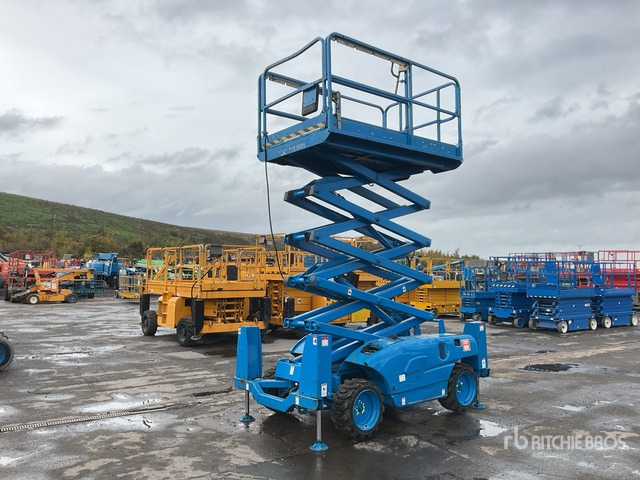 2014 Haulotte Compact 12DX 4x4 Diesel Scissor Lift - Ножничный подъемник: фото 1 2014 Haulotte Compact 12DX 4x4 Diesel Scissor Lift - Ножничный подъемник: фото 1