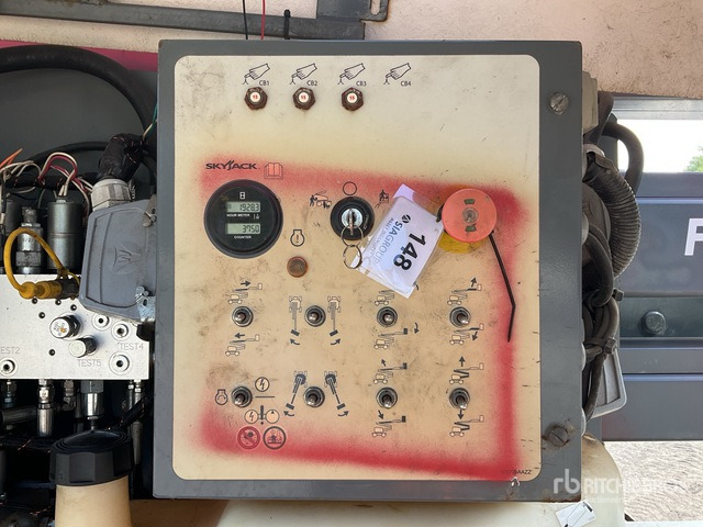 2016 Skyjack SJ51AJ 4WD Diesel Articulating Boom Lift - Коленчатый подъемник: фото 5 2016 Skyjack SJ51AJ 4WD Diesel Articulating Boom Lift - Коленчатый подъемник: фото 5