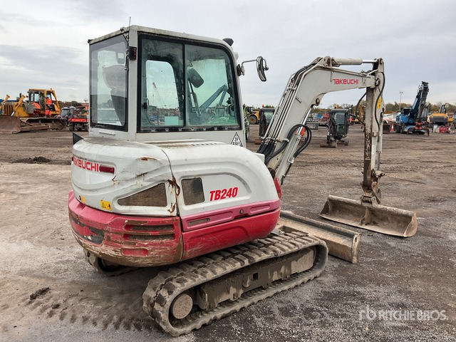 2018 Takeuchi TB240 Mini Excavator: <6.6t - Мини-экскаватор: фото 3 2018 Takeuchi TB240 Mini Excavator: <6.6t - Мини-экскаватор: фото 3