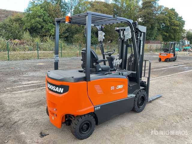 2024 Doosan B35X-7 PLUS 3500 kg Electric Forklift - Электропогрузчик: фото 3 2024 Doosan B35X-7 PLUS 3500 kg Electric Forklift - Электропогрузчик: фото 3