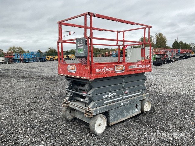 Skyjack SJIII4632 Scissor Lift - Ножничный подъемник: фото 4 Skyjack SJIII4632 Scissor Lift - Ножничный подъемник: фото 4