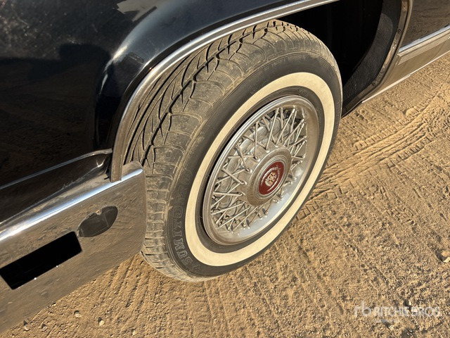 1990 Cadillac Brougham Automobile - Легковой автомобиль: фото 4 1990 Cadillac Brougham Automobile - Легковой автомобиль: фото 4