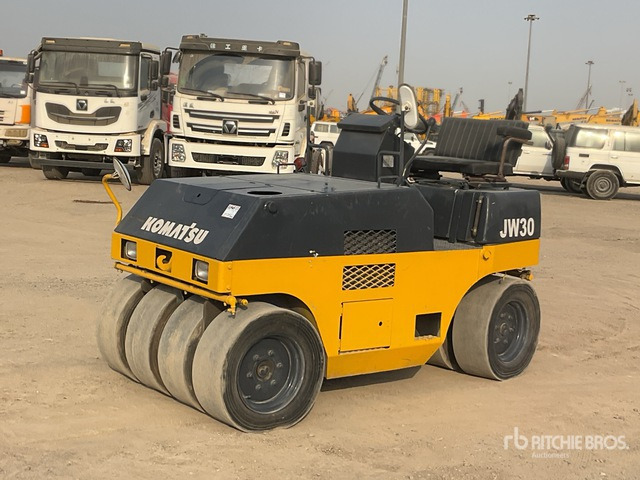 1996 Komatsu JW30-2 7 Wheel Pneumatic Roller - Пневмоколесный каток: фото 1 1996 Komatsu JW30-2 7 Wheel Pneumatic Roller - Пневмоколесный каток: фото 1