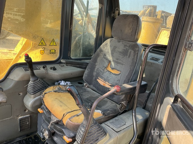 2001 Komatsu PC600-6K Tracked Excavator - Гусеничный экскаватор: фото 5 2001 Komatsu PC600-6K Tracked Excavator - Гусеничный экскаватор: фото 5