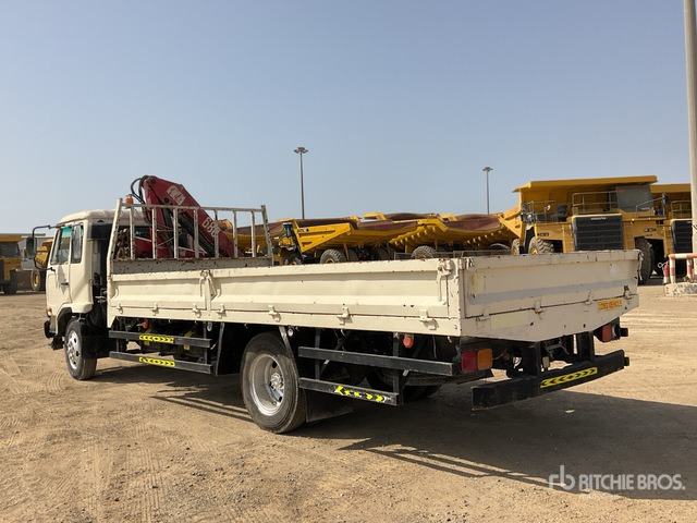 2006 Nissan MK210 2006 HMF 683K1 Knuckle Boom on 4x2 Flatbed Truck with Crane - Грузовик бортовой/ Платформа, Автоманипулятор: фото 2 2006 Nissan MK210 2006 HMF 683K1 Knuckle Boom on 4x2 Flatbed Truck with Crane - Грузовик бортовой/ Платформа, Автоманипулятор: фото 2
