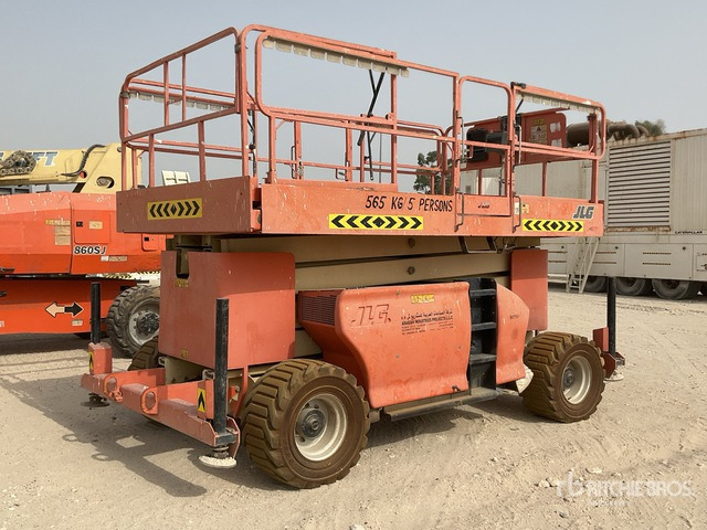 2007 JLG 4394 RT 4x4 Diesel Scissor Lift - Ножничный подъемник: фото 4 2007 JLG 4394 RT 4x4 Diesel Scissor Lift - Ножничный подъемник: фото 4