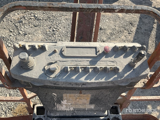 Коленчатый подъемник 2008 JLG 460SJ 4WD Diesel (Inoperable) Articulating Boom Lift: фото 6 Коленчатый подъемник 2008 JLG 460SJ 4WD Diesel (Inoperable) Articulating Boom Lift: фото 6