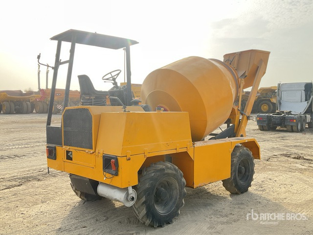 2010 Silla 3500 4x4 Self-Loading All Terrain Mixer - Автобетоносмеситель: фото 3 2010 Silla 3500 4x4 Self-Loading All Terrain Mixer - Автобетоносмеситель: фото 3