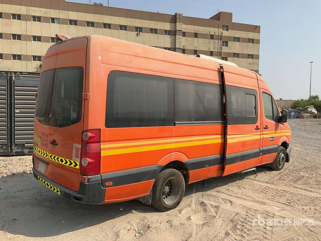 2014 Volkswagen Crafter 4x2 18-Seat Mini (Inoperable) Bus - Микроавтобус, Пассажирский фургон: фото 3 2014 Volkswagen Crafter 4x2 18-Seat Mini (Inoperable) Bus - Микроавтобус, Пассажирский фургон: фото 3