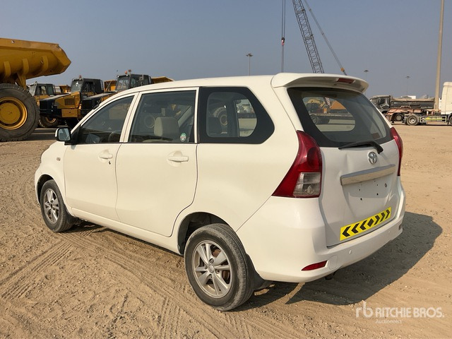 2015 Toyota Avanza Minivan - Легковой автомобиль: фото 2 2015 Toyota Avanza Minivan - Легковой автомобиль: фото 2