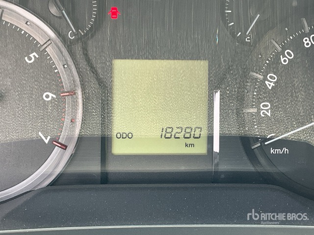 2018 Toyota Prado 150L 4x4 SUV - Внедорожник: фото 3 2018 Toyota Prado 150L 4x4 SUV - Внедорожник: фото 3