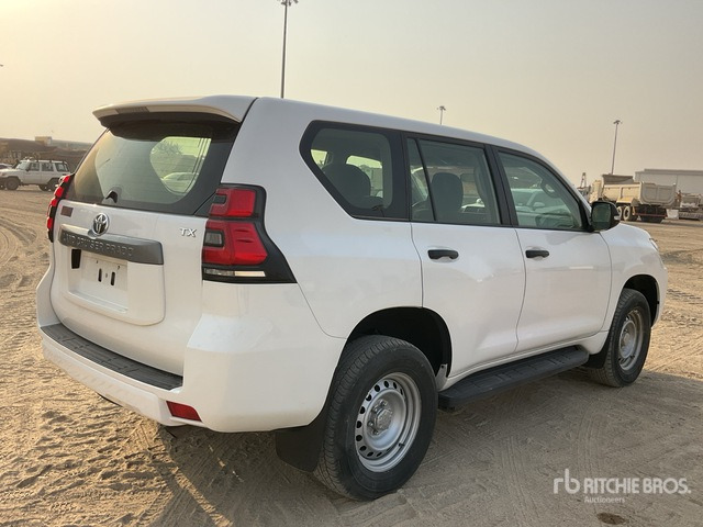 2018 Toyota Prado TX 150L 4x4 SUV - Внедорожник: фото 3 2018 Toyota Prado TX 150L 4x4 SUV - Внедорожник: фото 3