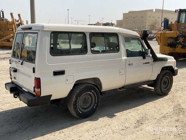 2019 Toyota Land Cruiser 78L 4x4 SUV - Внедорожник: фото 5 2019 Toyota Land Cruiser 78L 4x4 SUV - Внедорожник: фото 5