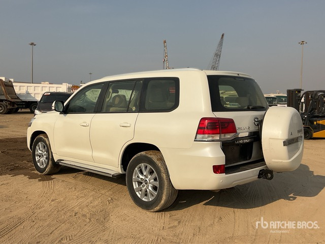 2019 Toyota Land Cruiser GXR- 200L 4x4 SUV - Внедорожник: фото 2 2019 Toyota Land Cruiser GXR- 200L 4x4 SUV - Внедорожник: фото 2