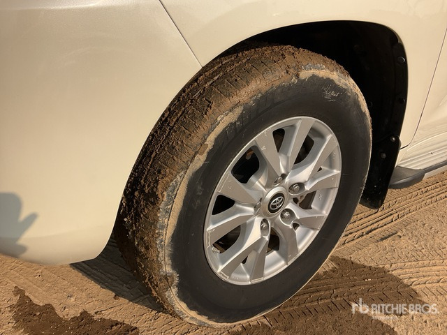 2019 Toyota Land Cruiser GXR- 200L 4x4 SUV - Внедорожник: фото 5 2019 Toyota Land Cruiser GXR- 200L 4x4 SUV - Внедорожник: фото 5