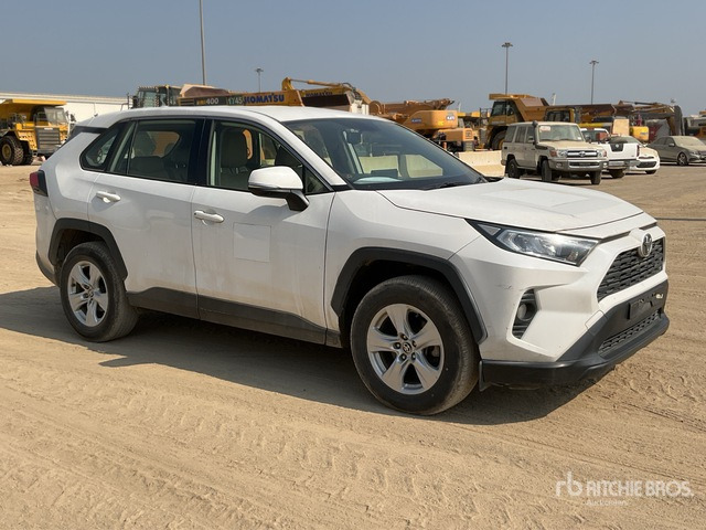 2019 Toyota RAV4 4WD SUV - Внедорожник: фото 1 2019 Toyota RAV4 4WD SUV - Внедорожник: фото 1