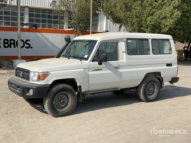 2020 Toyota Land Cruiser 78L 4x4 SUV - Внедорожник: фото 2 2020 Toyota Land Cruiser 78L 4x4 SUV - Внедорожник: фото 2