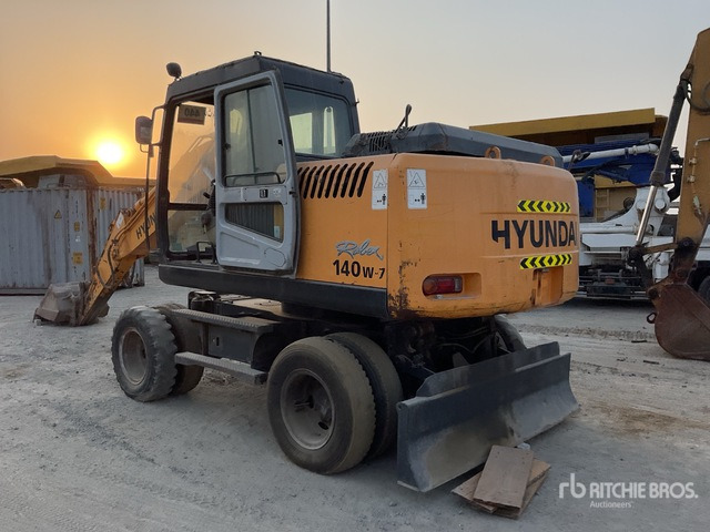 Hyundai Robex 140W-7 - Колёсный экскаватор: фото 4 Hyundai Robex 140W-7 - Колёсный экскаватор: фото 4