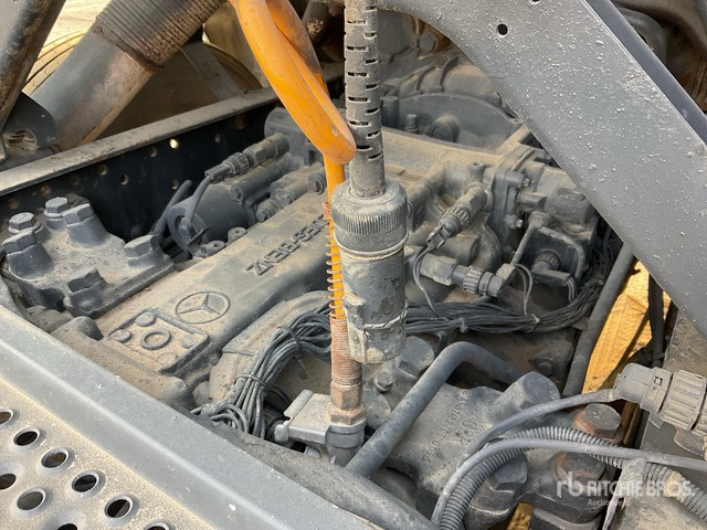 2001 Mercedes-Benz Actros 1843 4x2 S/A Sleeper Truck Tractor - Тягач: фото 5 2001 Mercedes-Benz Actros 1843 4x2 S/A Sleeper Truck Tractor - Тягач: фото 5