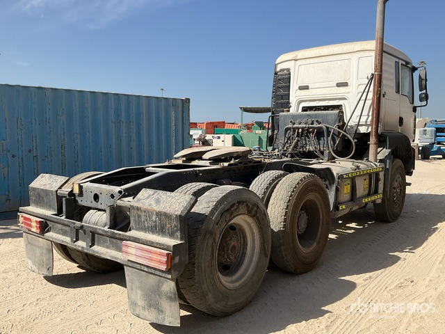 2008 MAN TGA33.400 6x4 (Inoperable) T/A Sleeper Truck Tractor - Тягач: фото 4 2008 MAN TGA33.400 6x4 (Inoperable) T/A Sleeper Truck Tractor - Тягач: фото 4
