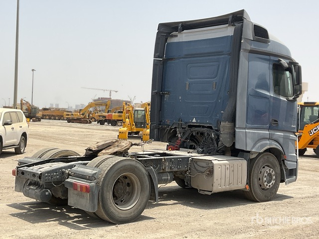 2015 Mercedes-Benz Actros 1845LS 4x2 S/A Sleeper Truck Tractor - Тягач: фото 4 2015 Mercedes-Benz Actros 1845LS 4x2 S/A Sleeper Truck Tractor - Тягач: фото 4