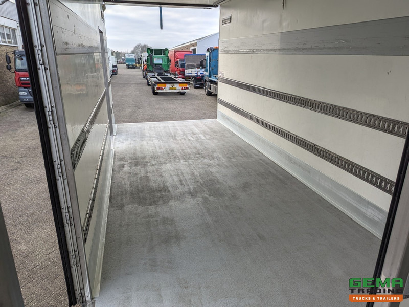 Рефрижератор DAF CF 250 FA 4x2 DayCab Euro6 - Koel-VriesBak 7.5m + Carrier Supra 850MT + Laadklep 2000kg: фото 11
