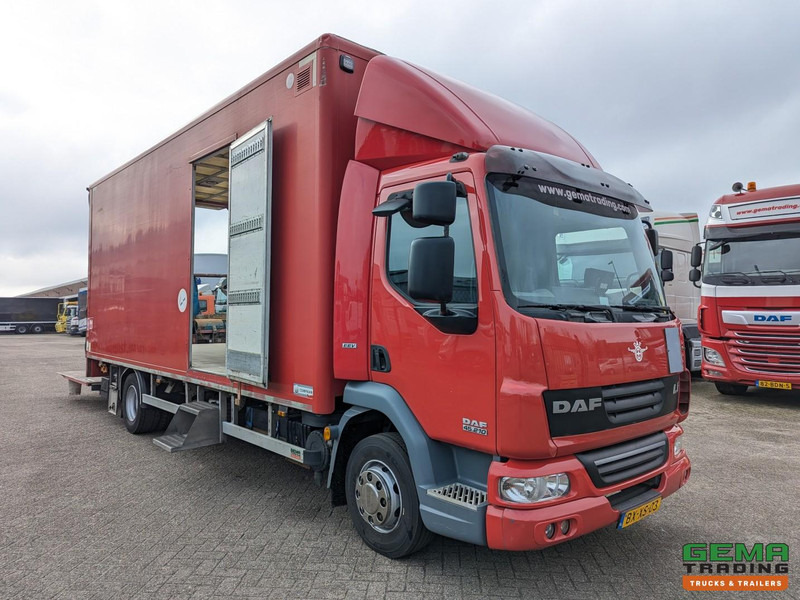 DAF FA LF45.210 4x2 Dagcab Euro5 EEV - GeslotenBak 6.6M - Zijdeuren - Weegsysteem - Laadklep 1500KG - Грузовик с закрытым кузовом: фото 2 DAF FA LF45.210 4x2 Dagcab Euro5 EEV - GeslotenBak 6.6M - Zijdeuren - Weegsysteem - Laadklep 1500KG - Грузовик с закрытым кузовом: фото 2
