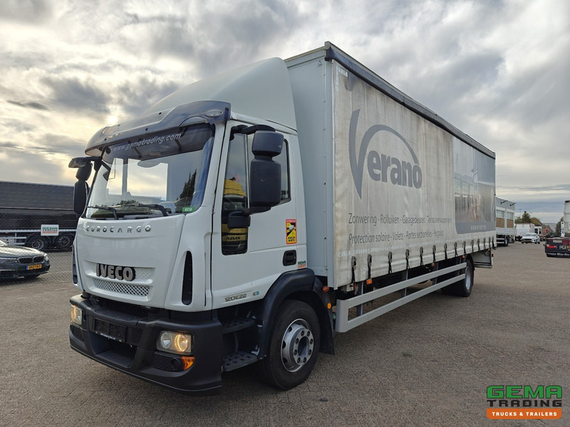 Iveco Eurocargo 120E22 Dagcab Euro5 - 6CIL - Handgeschakeld - Schuifzeilenbak 8.6m - Volledig Bladgeveerd - SMARTTacho V2 - Тентованный грузовик: фото 1 Iveco Eurocargo 120E22 Dagcab Euro5 - 6CIL - Handgeschakeld - Schuifzeilenbak 8.6m - Volledig Bladgeveerd - SMARTTacho V2 - Тентованный грузовик: фото 1