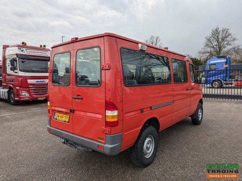 Mercedes-Benz 316 CDI 4x4 Euro3 - 59.000km - 9 Persoons - Lier - 3 Sperren! Hoge en Lage Gearing - Микроавтобус, Пассажирский фургон: фото 3 Mercedes-Benz 316 CDI 4x4 Euro3 - 59.000km - 9 Persoons - Lier - 3 Sperren! Hoge en Lage Gearing - Микроавтобус, Пассажирский фургон: фото 3