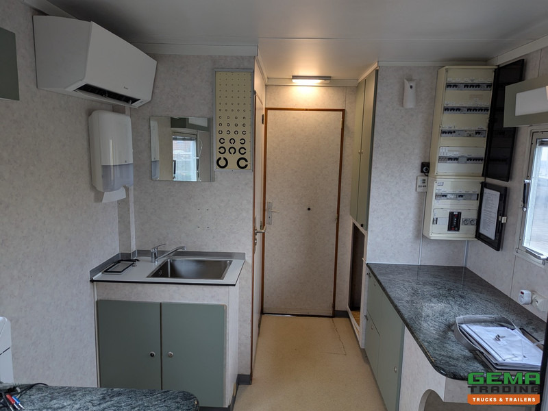 Trax S161DAP 1-Assige 11.3m KantoorTrailer / MobileHome - Airco's - Toilet - Standkachel - Watertank - Полуприцеп: фото 4 Trax S161DAP 1-Assige 11.3m KantoorTrailer / MobileHome - Airco's - Toilet - Standkachel - Watertank - Полуприцеп: фото 4