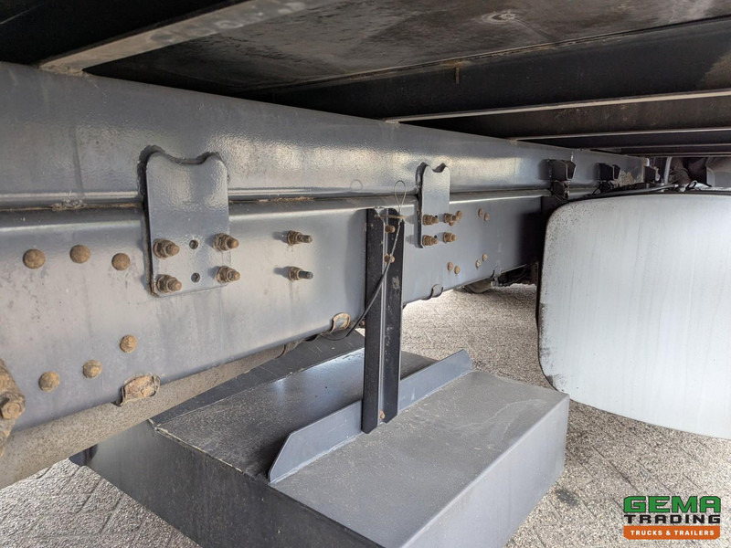 Грузовик с закрытым кузовом Scania R420 6x2/4 Highline Euro5 - Geslotenbak 7.76m - Laadklep 2000kg: фото 19 Грузовик с закрытым кузовом Scania R420 6x2/4 Highline Euro5 - Geslotenbak 7.76m - Laadklep 2000kg: фото 19