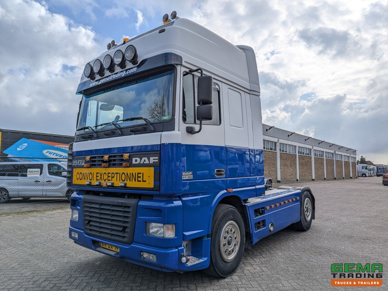 DAF 95XF.480 4x2 Superspacecab Euro3 - Handgeschakeld - Limited Edition Interieur - Side Skirts - Luchthoorns - Тягач: фото 1 DAF 95XF.480 4x2 Superspacecab Euro3 - Handgeschakeld - Limited Edition Interieur - Side Skirts - Luchthoorns - Тягач: фото 1
