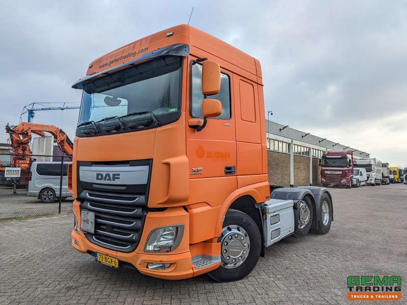 DAF XF 440 FTG 6x2/4 Spacecab Euro6 - ADR - PTO Prep - Centraal Smeersysteem - Alcoa's - Тягач: фото 1 DAF XF 440 FTG 6x2/4 Spacecab Euro6 - ADR - PTO Prep - Centraal Smeersysteem - Alcoa's - Тягач: фото 1