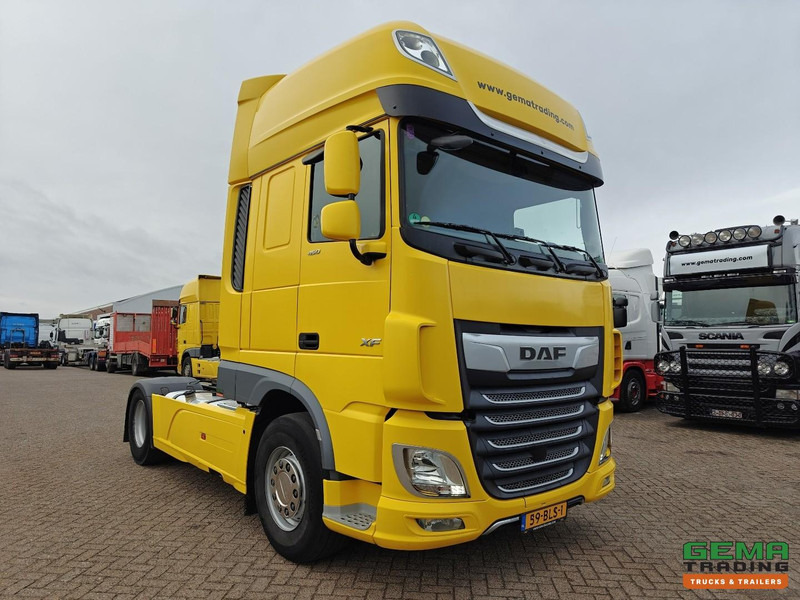 DAF XF 450 FT 4x2 SuperSpaceCab Euro6C - Retarder - Standairco - Dubbele Tanks - SMARTtachoV2 - 10/2026 APK - Тягач: фото 2 DAF XF 450 FT 4x2 SuperSpaceCab Euro6C - Retarder - Standairco - Dubbele Tanks - SMARTtachoV2 - 10/2026 APK - Тягач: фото 2