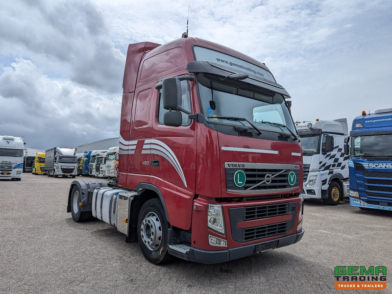 Volvo FH460 4x2 Globetrotter XL Euro5 - Handgeschakeld - Dubbele tanks - 8 units in stock! - Тягач: фото 2 Volvo FH460 4x2 Globetrotter XL Euro5 - Handgeschakeld - Dubbele tanks - 8 units in stock! - Тягач: фото 2