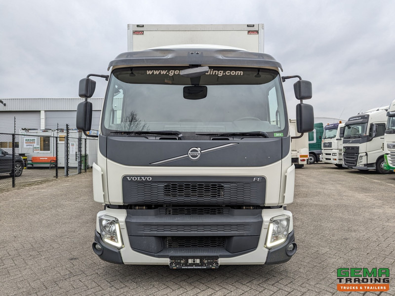 Грузовик с закрытым кузовом Volvo FE320 4x2 Dagcab Euro6 - Gesloten Opbouw 7.6m + Laadklep 2000KG - ZijDeuren - VolledigLuchtgeveerd: фото 9