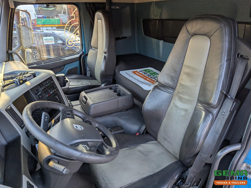 Volvo FM 460 6x2/4 Globetrotter Euro6 - JOAB PortaalSysteem 18T - Uitschuifbaar - Afstandbediening - VangmuilKoppeling - Портальный бункеровоз: фото 5 Volvo FM 460 6x2/4 Globetrotter Euro6 - JOAB PortaalSysteem 18T - Uitschuifbaar - Afstandbediening - VangmuilKoppeling - Портальный бункеровоз: фото 5