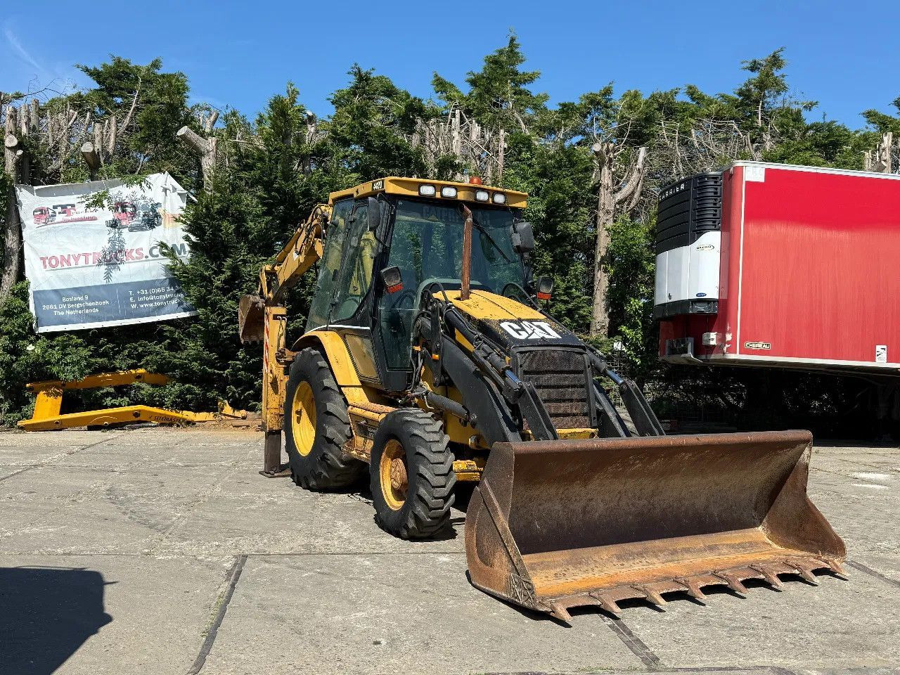 CAT 442D 4X4 Backhoe Loader Telescopic Arm - Экскаватор-погрузчик: фото 1 CAT 442D 4X4 Backhoe Loader Telescopic Arm - Экскаватор-погрузчик: фото 1