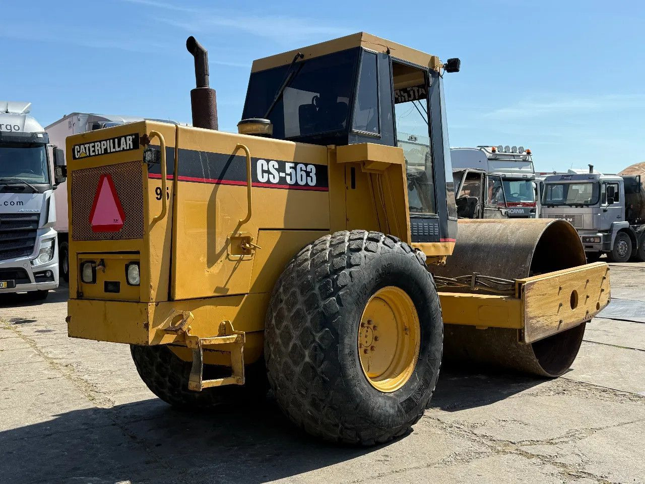 CAT CS 563 Roller with vibration - Компактор: фото 4 CAT CS 563 Roller with vibration - Компактор: фото 4