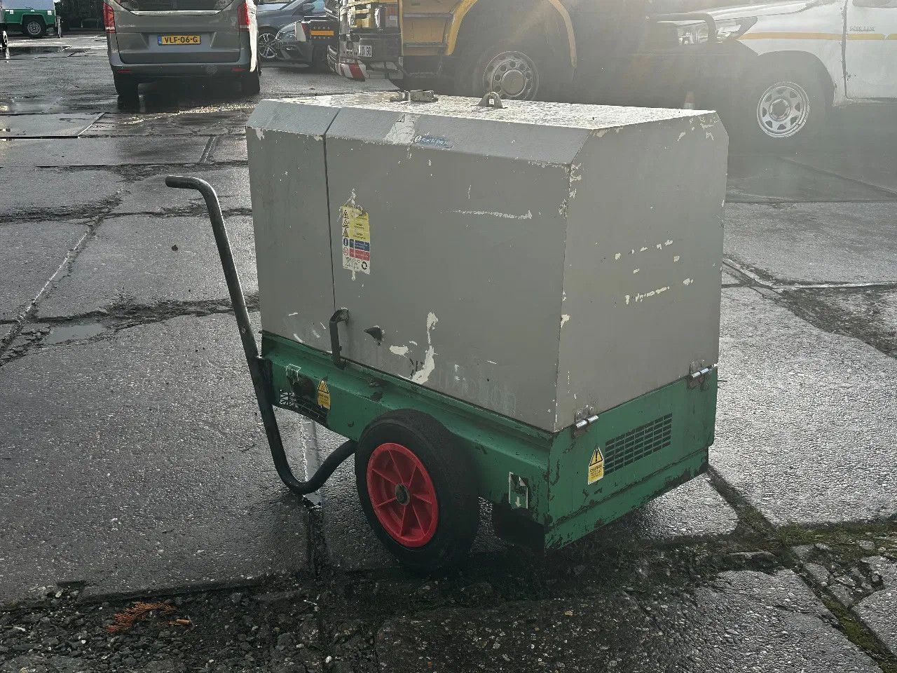HARRINGTON HRD060D 6 KVA GENERATOR 110V+230V HARRINGTON HRD060D 6 KVA GENERATOR 110V+2 - Электрогенератор: фото 4 HARRINGTON HRD060D 6 KVA GENERATOR 110V+230V HARRINGTON HRD060D 6 KVA GENERATOR 110V+2 - Электрогенератор: фото 4