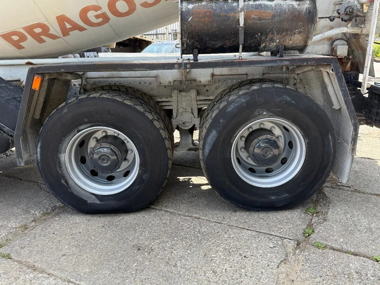 Mercedes-Benz Actros 3236 MP2 V6 8X4 9M3 Beton Mixer Spring/Sp - Автобетоносмеситель: фото 5 Mercedes-Benz Actros 3236 MP2 V6 8X4 9M3 Beton Mixer Spring/Sp - Автобетоносмеситель: фото 5