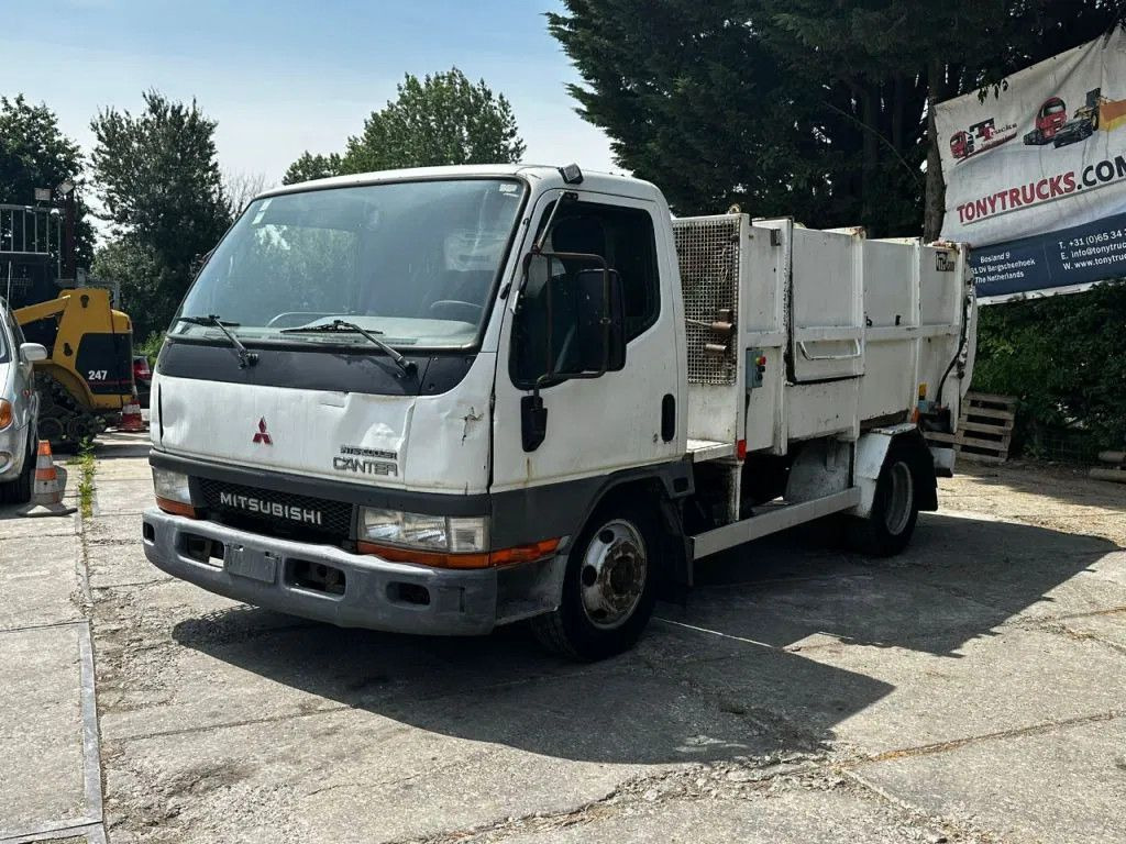 Mitsubishi Canter GARBAGE TRUCK SPRING/SPRING MANUAL GEARBO - Мусоровоз: фото 2 Mitsubishi Canter GARBAGE TRUCK SPRING/SPRING MANUAL GEARBO - Мусоровоз: фото 2