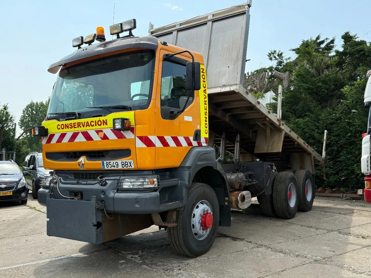 Renault Kerax 400 6X6 Tipper Spring/spring ZF Man Gear E - Самосвал: фото 2 Renault Kerax 400 6X6 Tipper Spring/spring ZF Man Gear E - Самосвал: фото 2